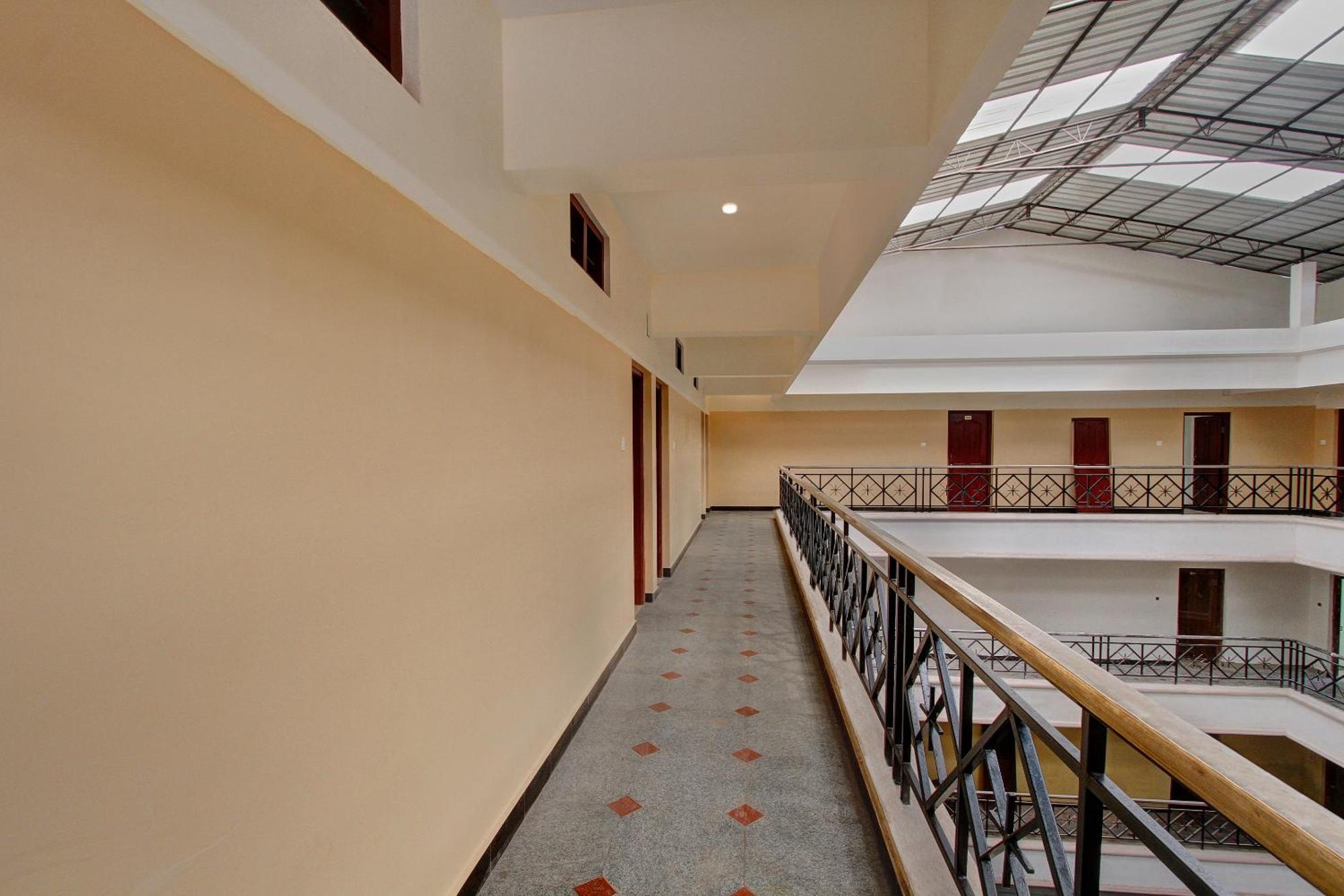Hotel O Century Park Kāsaragod Εξωτερικό φωτογραφία
