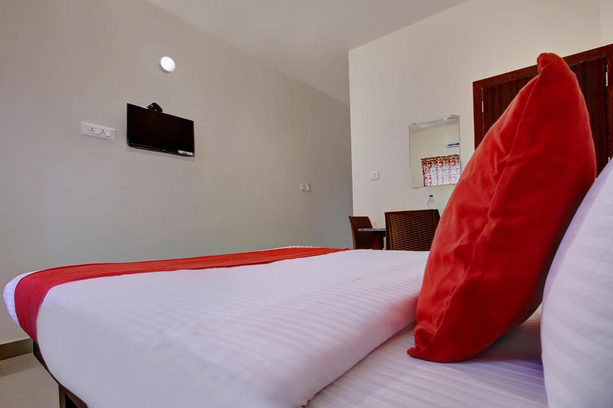 Hotel O Century Park Kāsaragod Εξωτερικό φωτογραφία